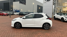 Toyota Yaris 1.5 Hybrid Design 5dr CVT Hybrid Hatchback